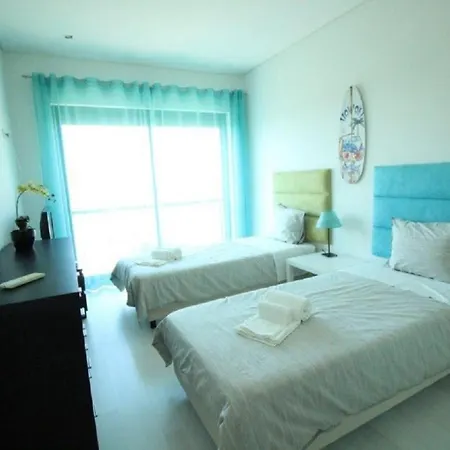 Cavalo Preto Apartment *